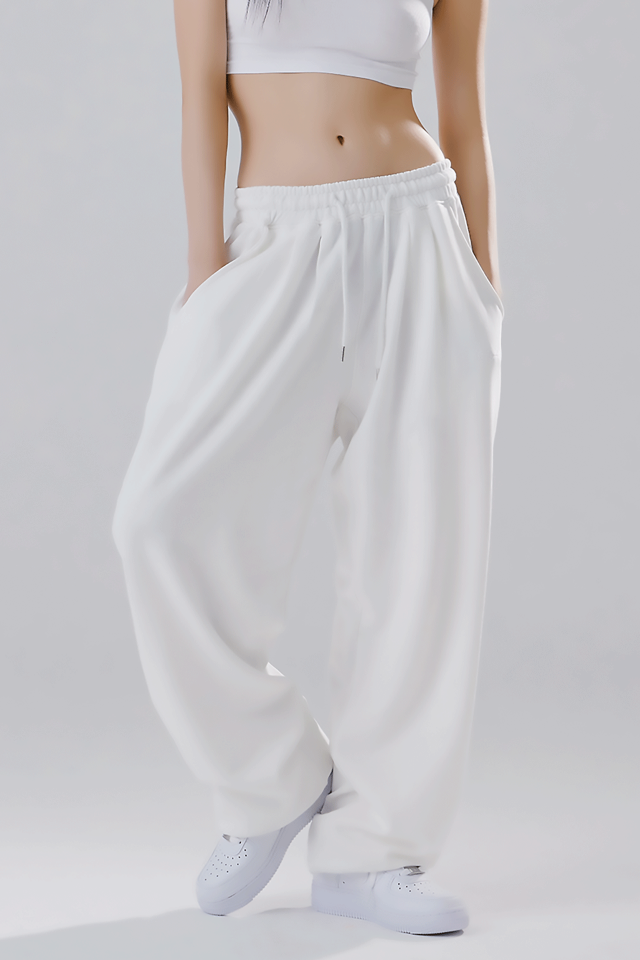 CREASE WIDE STRING SWEAT PANTS WHITE